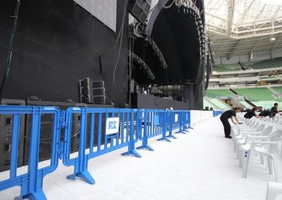 Plastic Barriers Used For Line Queuing