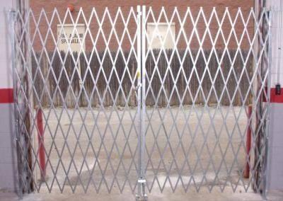 Heavy Duty Pair Gate